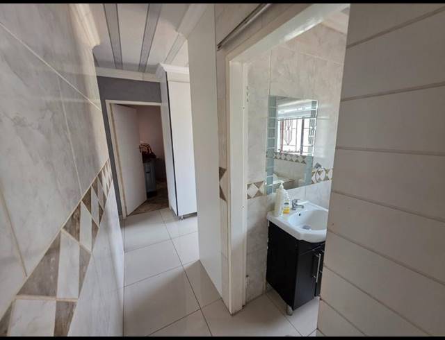 3 BEDROOM HOUSE FOR SALE IN THE ORCHARDS